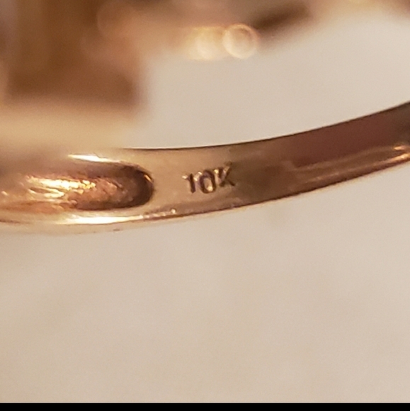 10k yellow gold citrine ring - Picture 3 of 4